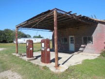 Lexington Gas Pumps 2013-10-20 007 (800x600)