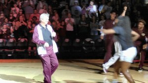 blair-and-lashes-800x450